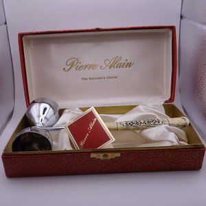 Pierre Alain "The Gourmet's Choice" Fancy Metal Jigger with Nice Box
